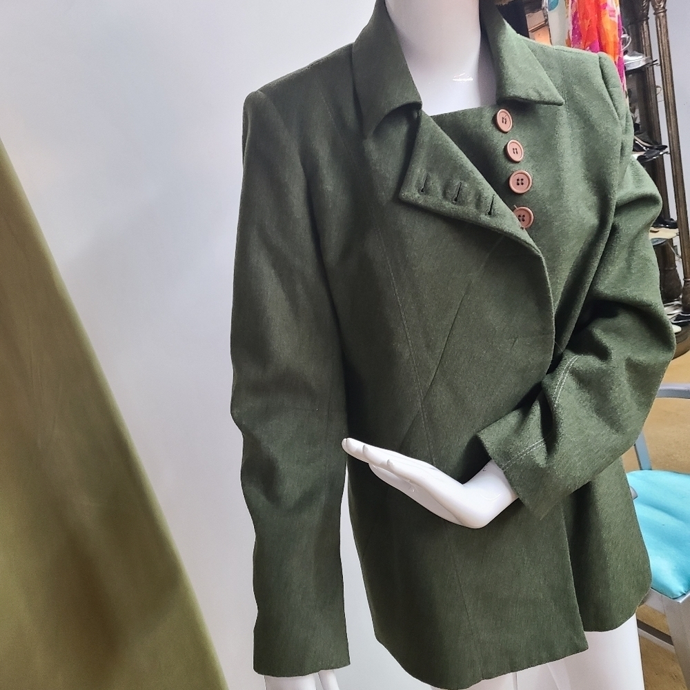 Poleci Jacket - Picture 14 of 15